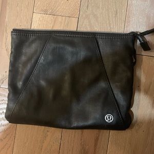 Lululemon case/bag, carry all, large wristlet